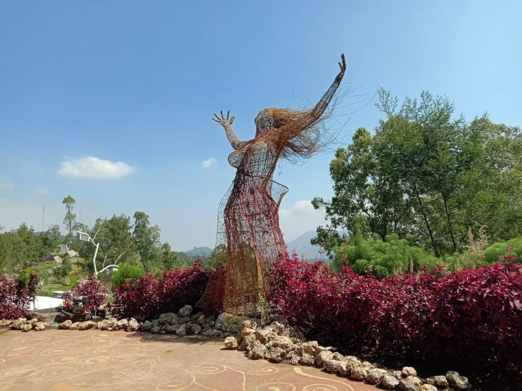 taman langit gunung banyak